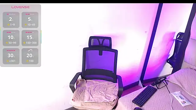 esmeralda-bk online show from February 16, 2026, 9:13 pm