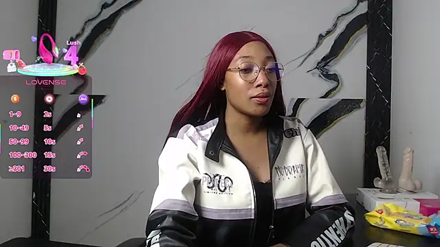 esmeralda-bk online show from September 10, 2025, 8:41 pm