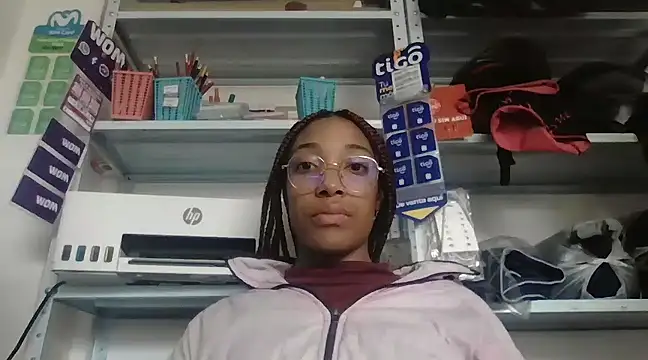 esmeralda-bk online show from March 18, 2025, 10:37 pm