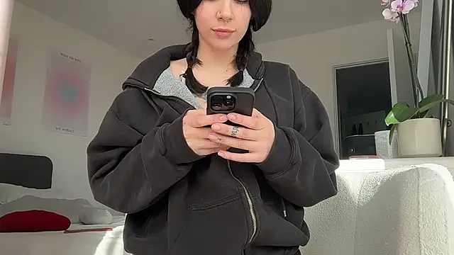 anaromeroxo online show from March 7, 2025, 2:23 pm