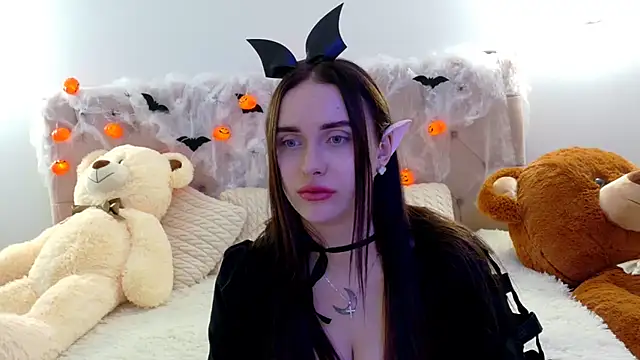 Lilliana Moon online show from November 1, 2025, 11:26 am