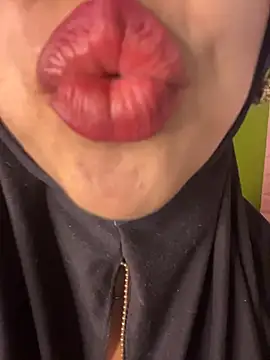 zahra Jalid online show from March 25, 2026, 1:28 am