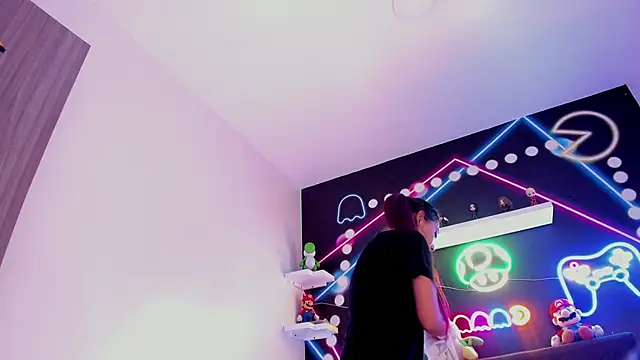 Snapshot of SabrinaSpell_ chatting on March 21, 2025, 11:44 am SabrinaSpell online show from March 21, 2025, 11:44 am