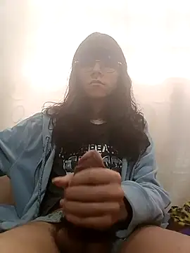 Snapshot of ChloeRaccoon chatting on October 9, 2025, 8:42 pm ChloeRaccoon online show from October 9, 2025, 8:42 pm