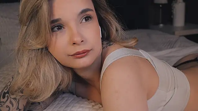 Bella Alita online show from March 22, 2025, 8:26 pm