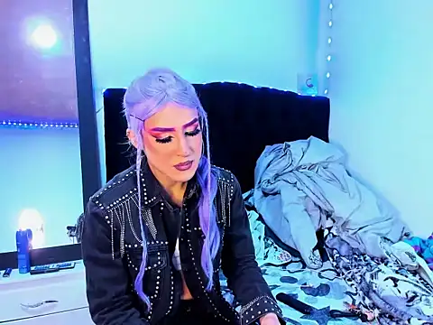 Georgina Giio online show from September 17, 2025, 7:38 pm