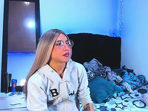 Georgina Giio online show from September 19, 2025, 7:40 pm