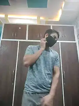 Snapshot of NikaYeptho chatting on October 22, 2025, 5:01 pm NikaYeptho online show from October 22, 2025, 5:01 pm