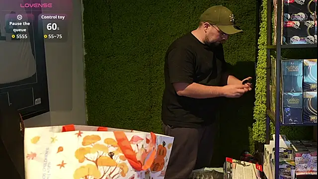 justinitt online show from November 23, 2025, 3:44 pm