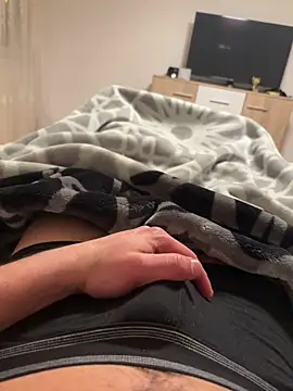 derbyo online show from February 4, 2025, 9:10 pm