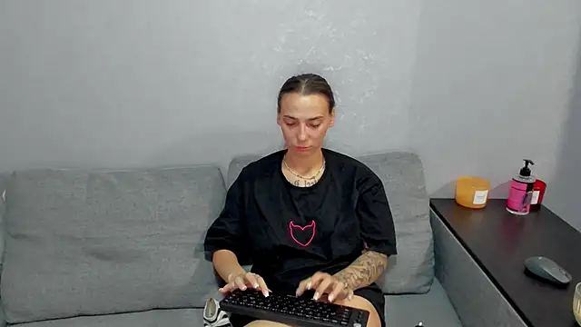 Snapshot of annabishop chatting on September 25, 2025, 12:27 am annabishop online show from September 25, 2025, 12:27 am