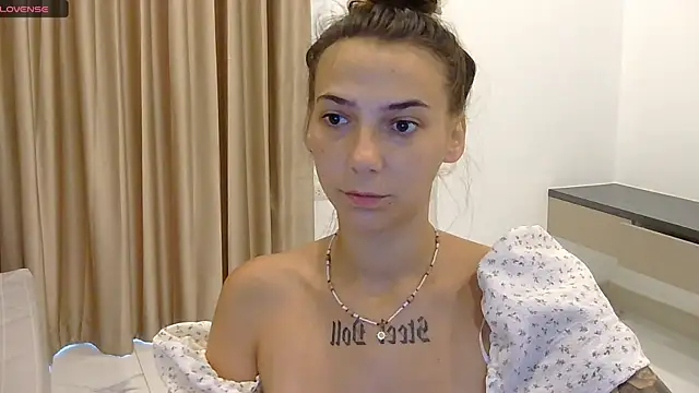 Snapshot of annabishop chatting on October 31, 2025, 12:29 am annabishop online show from October 31, 2025, 12:29 am