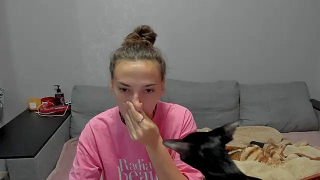 Snapshot of annabishop chatting on December 2, 2025, 12:22 am annabishop online show from December 2, 2025, 12:22 am