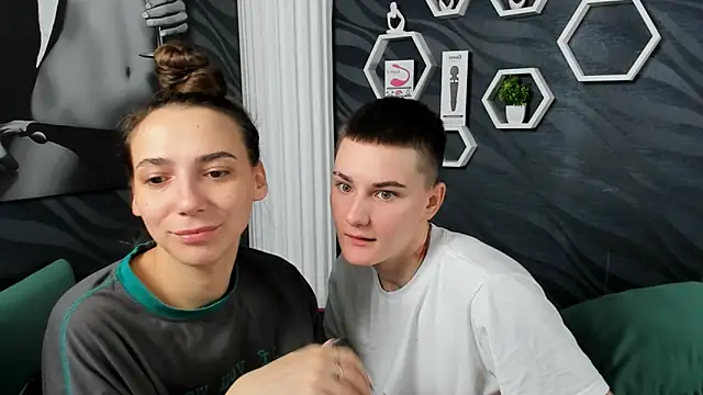 Snapshot of annabishop chatting on February 22, 2025, 10:18 am annabishop online show from February 22, 2025, 10:18 am