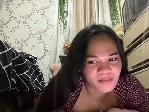 Snapshot of SophiaCourthaway chatting on October 9, 2025, 10:54 pm SophiaCourthaway online show from October 9, 2025, 10:54 pm
