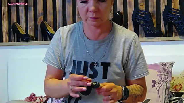 Tory Lovi online show from April 3, 2026, 3:57 am