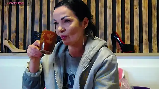 Snapshot of Tory_Lovi chatting on February 6, 2026, 4:52 am Tory Lovi online show from February 6, 2026, 4:52 am