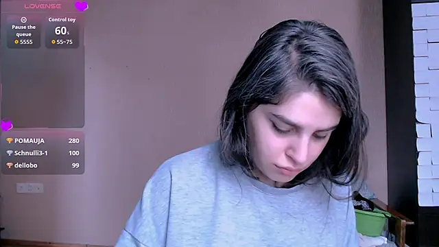  Roselina  online show from November 4, 2025, 7:23 am