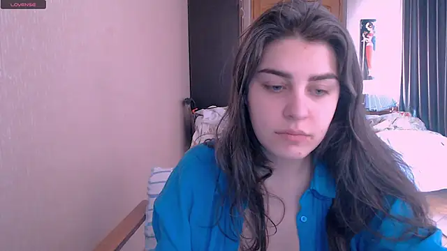  Roselina  online show from March 18, 2025, 6:39 am