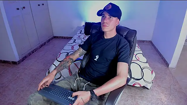 Baan10 online show from February 19, 2025, 7:16 pm