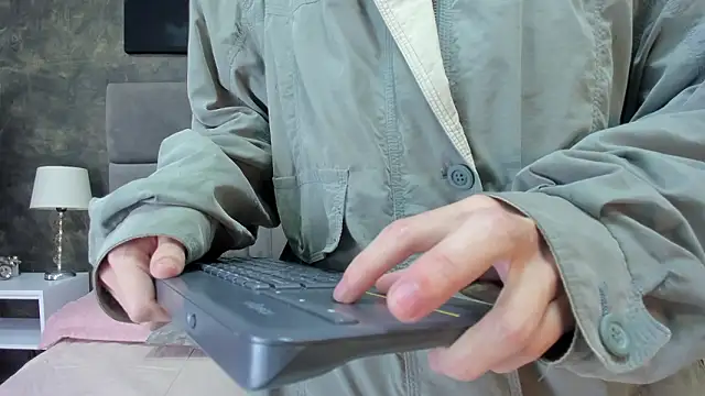 Snapshot of bruce_hans chatting on January 16, 2026, 11:36 am bruce hans online show from January 16, 2026, 11:36 am