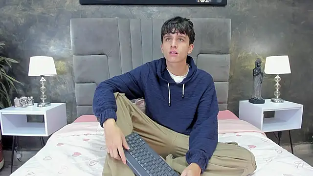 Snapshot of bruce_hans chatting on February 27, 2026, 11:43 am bruce hans online show from February 27, 2026, 11:43 am