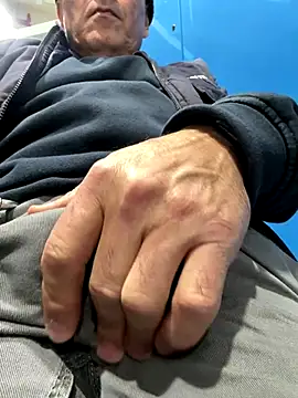 sempreilmio2 online show from November 24, 2025, 11:43 am