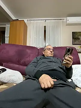 sempreilmio2 online show from January 14, 2026, 10:35 pm