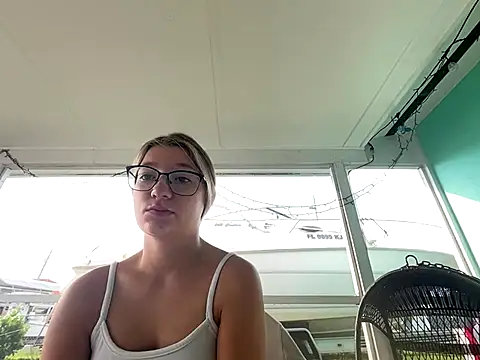 Snapshot of Hatgirl69 chatting on September 22, 2025, 12:55 pm Hatgirl69 online show from September 22, 2025, 12:55 pm