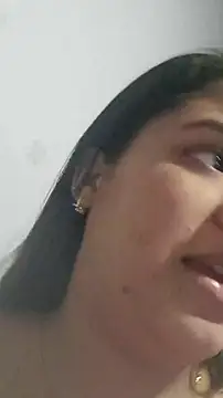 Cinnamon-Dirty online show from February 1, 2026, 10:30 pm