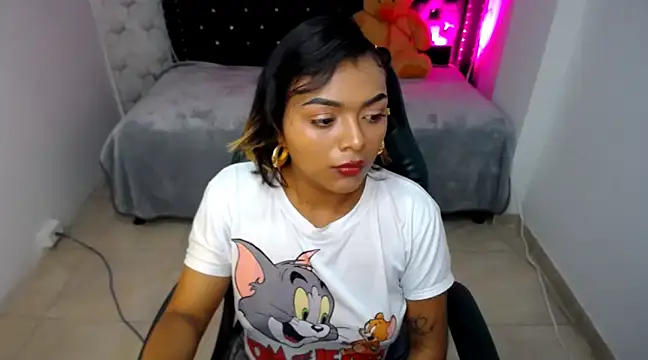 Snapshot of madelein_m chatting on March 20, 2025, 1:04 pm madelein m online show from March 20, 2025, 1:04 pm