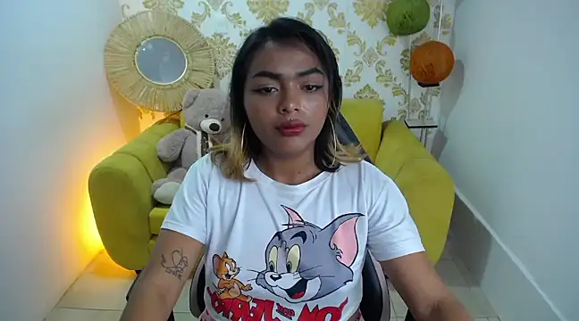 Snapshot of madelein_m chatting on March 1, 2025, 6:43 pm madelein m online show from March 1, 2025, 6:43 pm