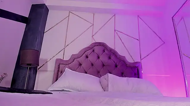 EthaanCox online show from March 9, 2025, 7:59 pm