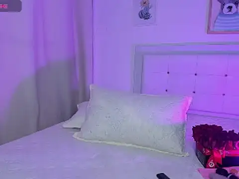 Missangeldust16 online show from February 12, 2025, 8:07 pm