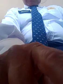 Snapshot of Jinenez chatting on February 28, 2025, 4:10 pm Jinenez online show from February 28, 2025, 4:10 pm