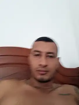 Snapshot of DrakeVega chatting on February 11, 2025, 7:38 pm DrakeVega online show from February 11, 2025, 7:38 pm