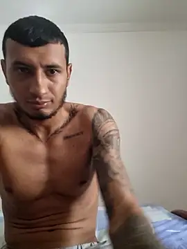 Snapshot of DrakeVega chatting on January 27, 2025, 6:41 pm DrakeVega online show from January 27, 2025, 6:41 pm