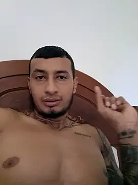 Snapshot of DrakeVega chatting on January 24, 2025, 2:51 pm DrakeVega online show from January 24, 2025, 2:51 pm
