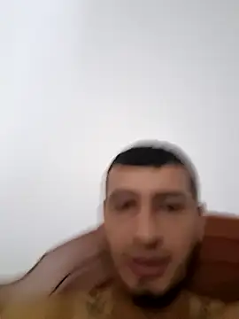 Snapshot of DrakeVega chatting on February 1, 2025, 2:13 pm DrakeVega online show from February 1, 2025, 2:13 pm
