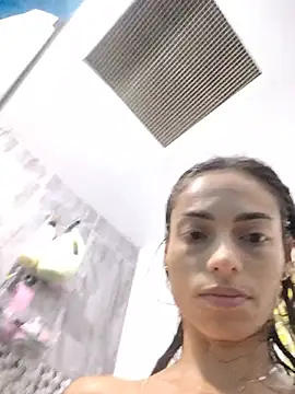 alana lara online show from July 28, 2026, 1:13 am