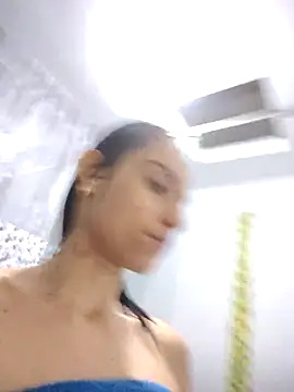 alana lara online show from October 12, 2025, 11:39 pm