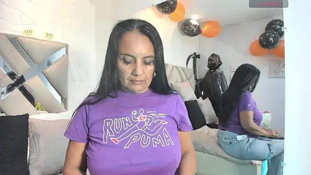 raquell moore online show from October 15, 2025, 12:09 am