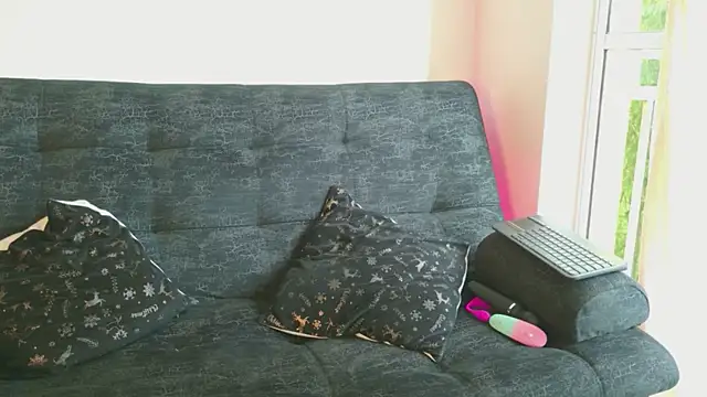 ethan and ava online show from March 4, 2026, 1:19 pm