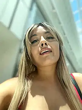 monicavictoria1301 online show from July 8, 2026, 11:55 am