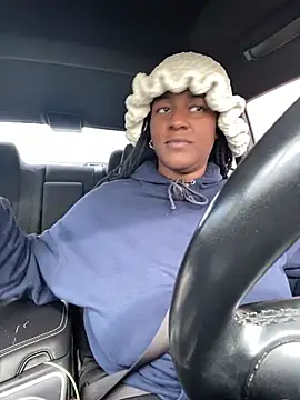 xoxoHotCoCo online show from February 12, 2026, 4:29 pm