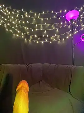 Snapshot of xoxoHotCoCo chatting on January 5, 2026, 6:00 pm xoxoHotCoCo online show from January 5, 2026, 6:00 pm