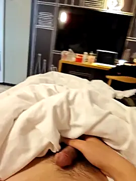 chengxxoo online show from March 8, 2026, 1:11 am