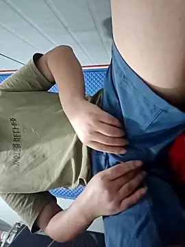 chengxxoo online show from October 4, 2025, 6:04 am