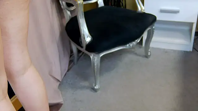 Snapshot of Annabellerise chatting on February 20, 2025, 6:13 pm Annabellerise online show from February 20, 2025, 6:13 pm