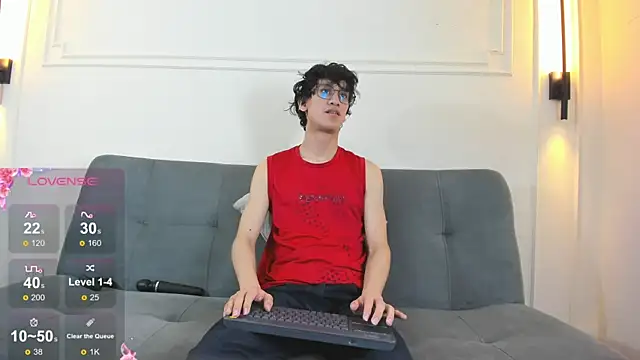 Snapshot of Cum_hunters chatting on July 7, 2026, 3:20 am Cum hunters online show from July 7, 2026, 3:20 am